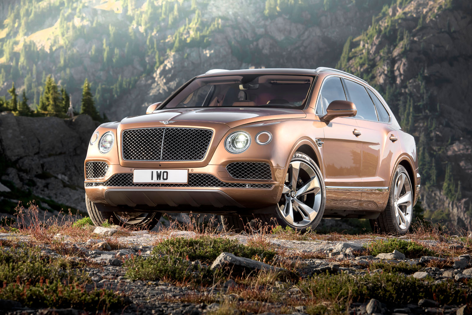 Photo 3/4 avant Bentley Bentayga (2015)