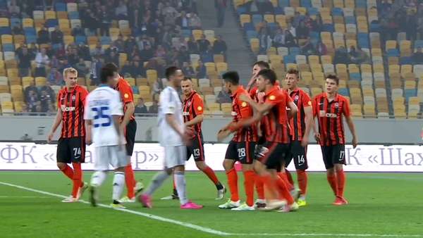 1605011835-Mass-brawl-between-Shakhtar-and-Dynamo