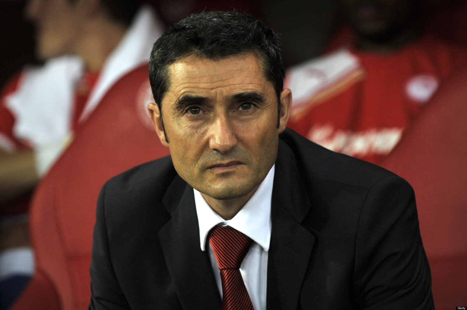 PIRAEUS, GREECE - SEPTEMBER 18:  Ernesto Valverde, head coach of Olympiacos FC during the Greek Super League match between Olympiacos FC and Xanthi FC at the Karaiskakis Stadium on September 18, 2011 in Piraeus, Greece. (Photo by Louisa Gouliamaki/EuroFootball/Getty Images)