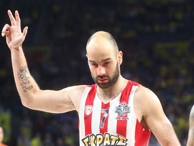 Vasilis-Spanoulis-CSKA-Olympiacos-semi-final-clutch-625x470