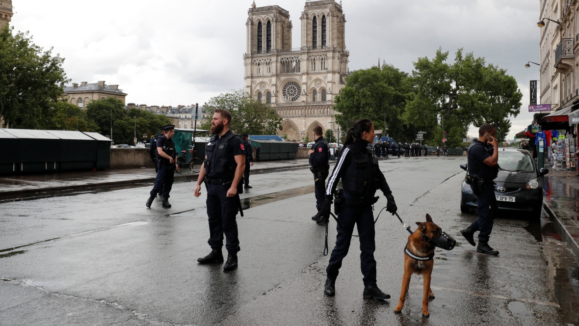 notre-dame-attack