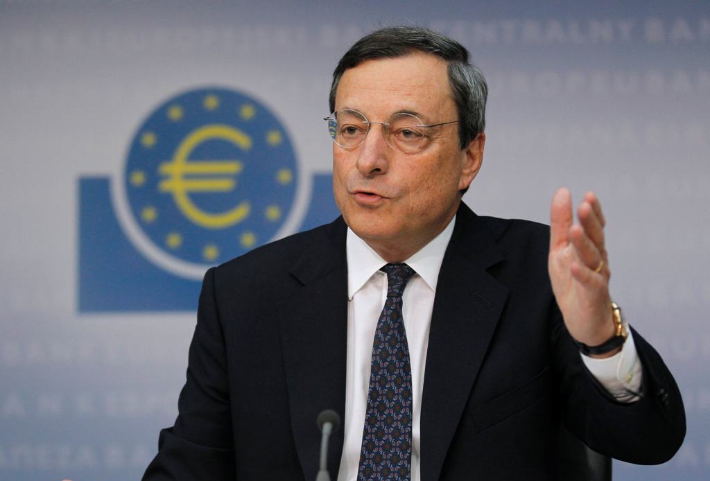 The European Central Bank (ECB) President Mario Draghi speaks during the monthly news conference in Frankfurt September 6, 2012. Draghi announced that the ECB will leave the interest rates unchanged. REUTERS/Alex Domanski (GERMANY)