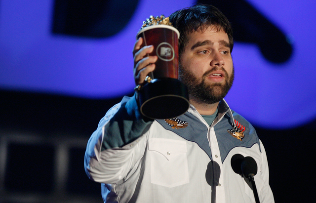 UNIVERSAL CITY, CA - JUNE 03:  Filmmaker Andy Signore accepts the award for "Best Movie Spoof" for "United 300" onstage during the 2007 MTV Movie Awards held at the Gibson Amphitheatre on June 3, 2007 in Universal City, California.  (Photo by Kevin Winter/Getty Images)