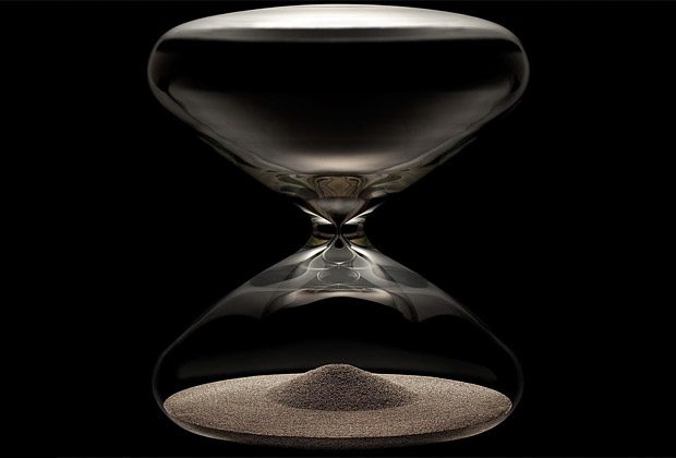 ikepod-hourglass-1-620x420