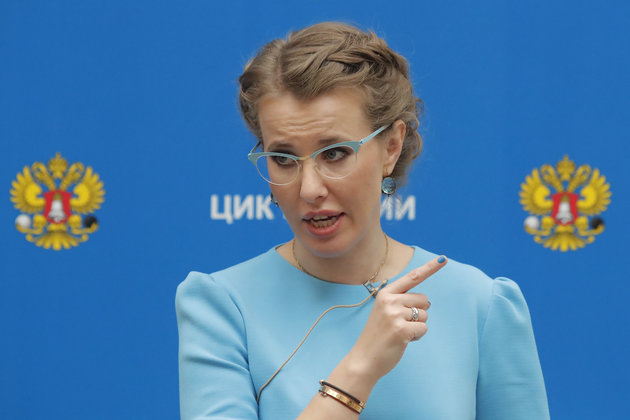 Candidate in the upcoming presidential election Ksenia Sobchak addresses the media as she visits the headquarters of the Russian Central Election Commission in Moscow, Russia March 5, 2018. REUTERS/Maxim Shemetov