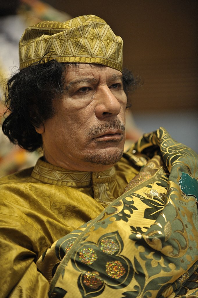 681px-Muammar_al-Gaddafi_at_the_AU_summit