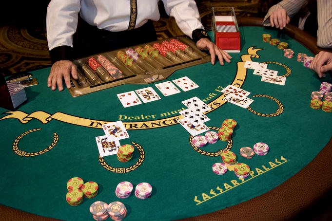 blackjack-table