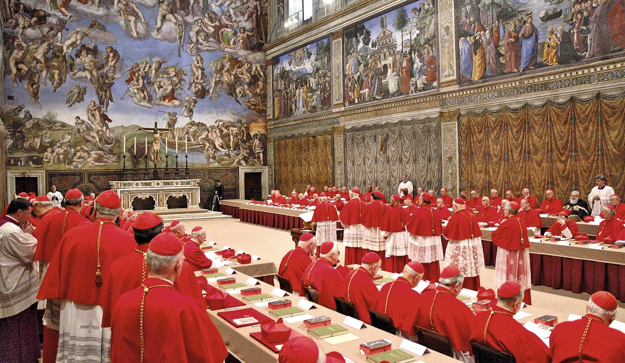 preparing-for-papal-conclave-in-sistine-chapel-2013