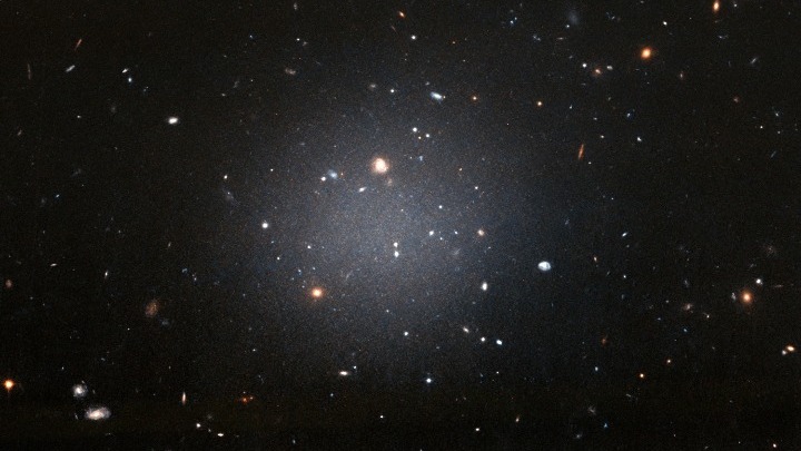 w29-105126GALAXYWITHOUTdARKMATTER