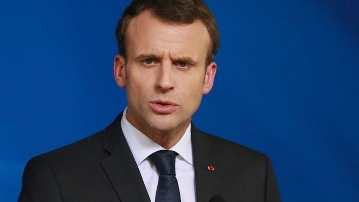 w17-63805macron