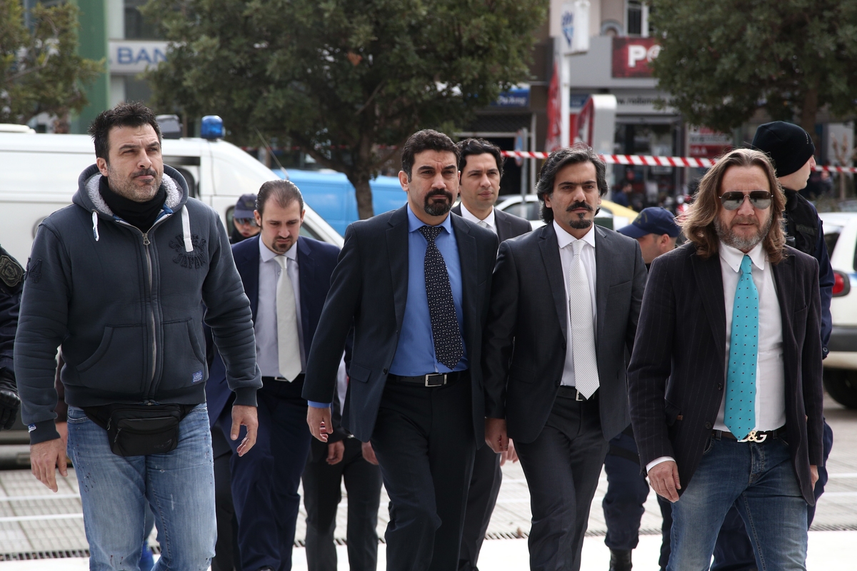 The 8 Turkish soldiers, who a day after the failed coup of July 15, 2016 in Turkey defected and landed by helicopter in Alexandroupolis, are being escorted as they brought at the Supreme Court for the final decision on the adoption or not to Turkey, Athens, Greece on January 26, 2017. / Οι 8 Τούρκοι στρατιωτικοί, οι οποίοι μία ημέρα μετά το αποτυχημένο πραξικόπημα της 15ης Ιουλίου 2016 στην Τουρκία αυτομόλησαν και προσγειώθηκαν με ελικόπτερο στην Αλεξανδρούπολη, οδηγούνται στον Άρειο Πάγο για την έκδοση της τελικής απόφασης σχετικά με την έκδοσή του ή οχι στην Τουρκία. Αθήνα, 26 Ιανουαρίου 2017.