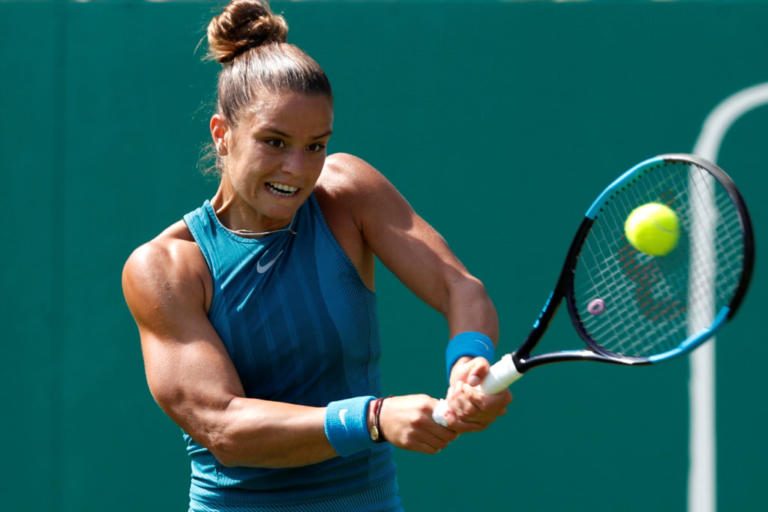 Tennis - WTA Premier & ATP 250 - Nature Valley International - Devonshire Park, Eastbourne, Britain - June 24, 2018   Greece's Maria Sakkari in action during her first round match against Russia's Svetlana Kuznetsova   Action Images via Reuters/Paul Childs