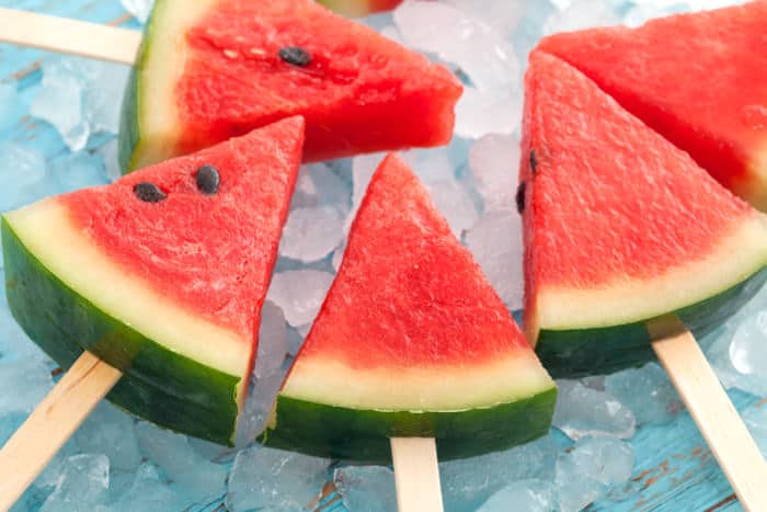 Wassermelone-eis-am-stiel