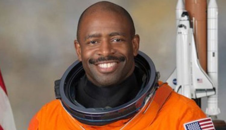 nasa-astronaut-750x430