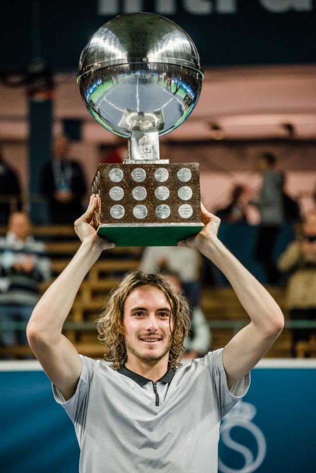 stefanos-tsitsipas2