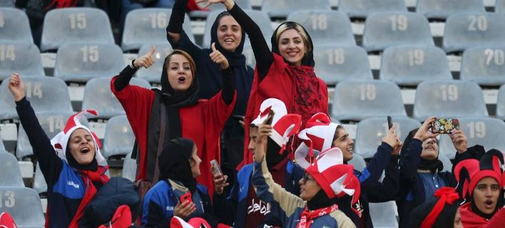 iran-women-football-708