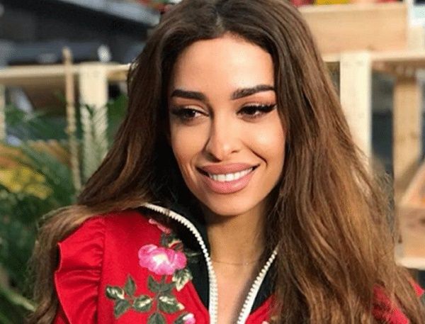 122-0.foureira.0f10e14c066bc62566dff554668de196