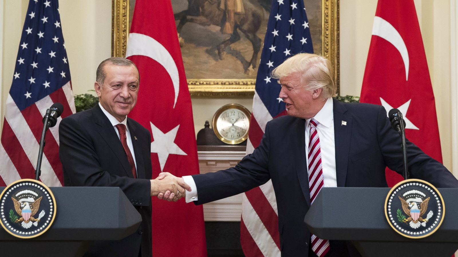 gty-erdogan-trump-presser-ps-170516_16x9_1600