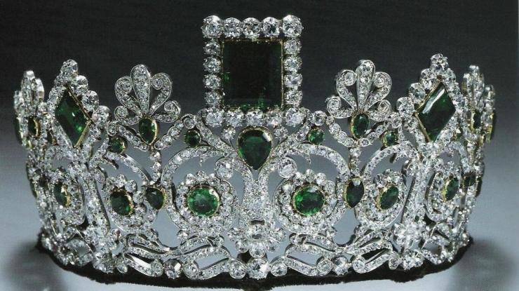 norwayempressjosephineemeraldtiara-1024x574