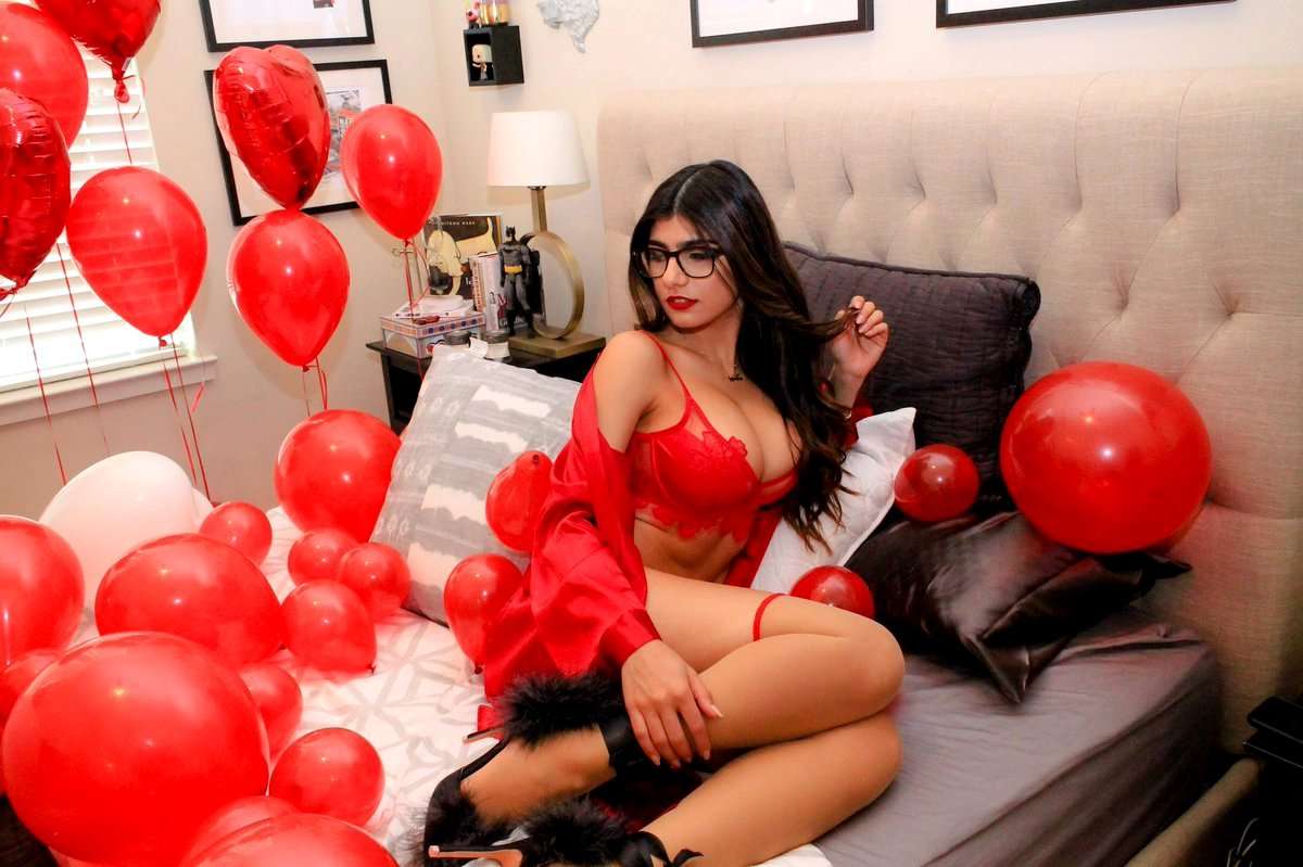 Mia-Khalifa-5