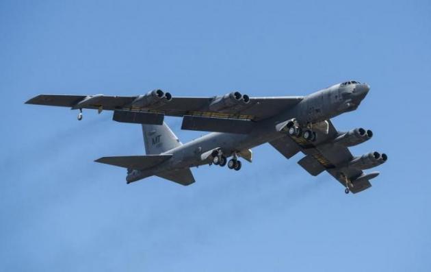 b52