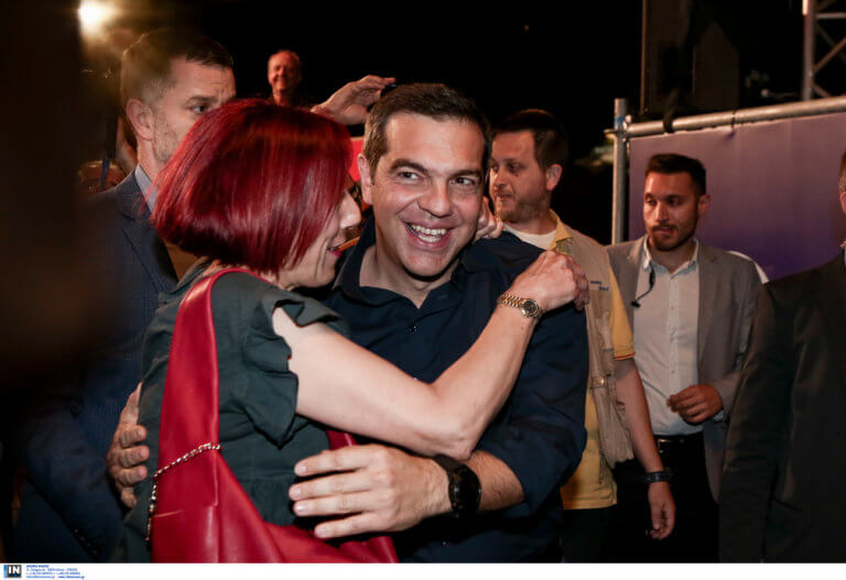 tsipras_syntagma_0206_11-768x527