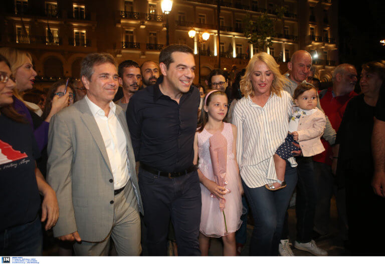 tsipras_syntagma_0206_6-768x527