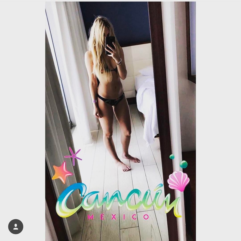 CorinneOlympios07