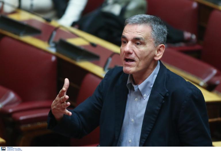 Tsakalotos_Vouli_xeironomei_intime_16_12_2019-768x527