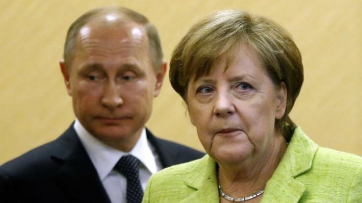 putin-and-merkel-800x450