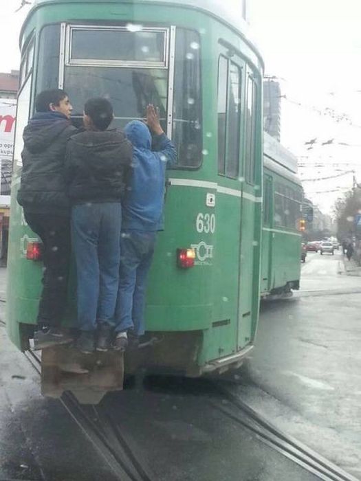 commuting_in_belgrade_is_a_real_experience_22