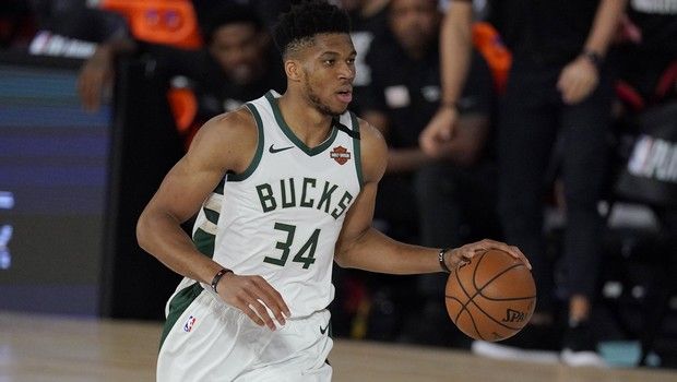 giannis1