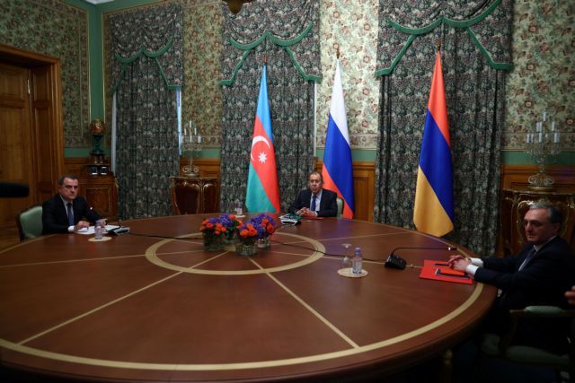 Russian Foreign Minister Sergei Lavrov, Azeri Foreign Minister Jeyhun Bayramov and Armenian Foreign Minister Zohrab Mnatsakanyan attend a meeting in Moscow, Russia October 9, 2020. Russian Foreign Ministry/Handout via REUTERS ATTENTION EDITORS - THIS IMAGE WAS PROVIDED BY A THIRD PARTY. NO RESALES. NO ARCHIVES. MANDATORY CREDIT.