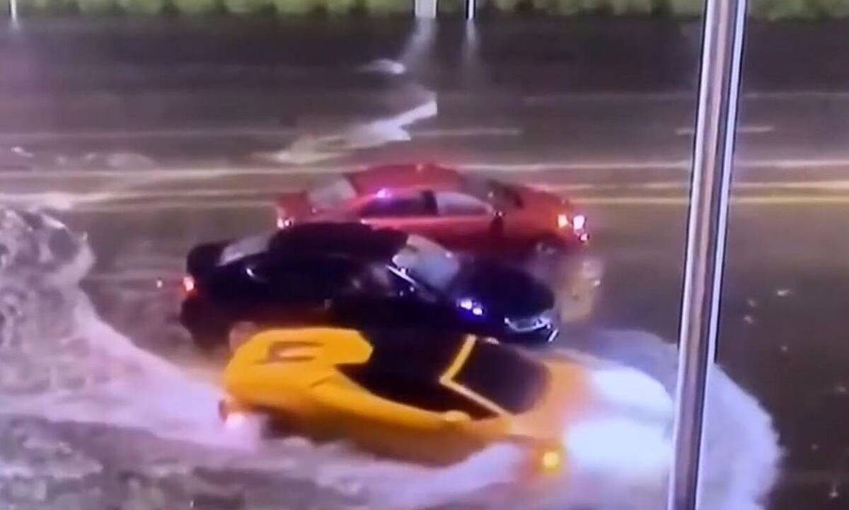 LAMBORGHINI-HURACAN-SUBMARINE