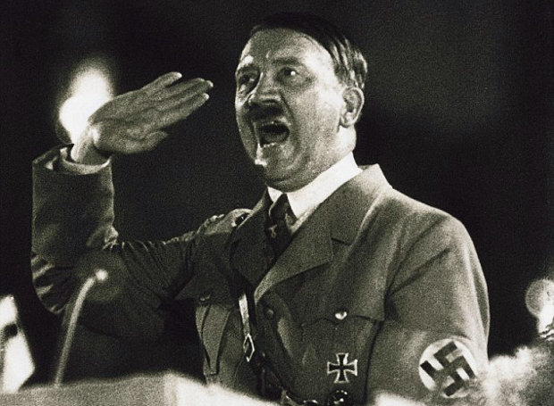 Adolf_Hitler-2