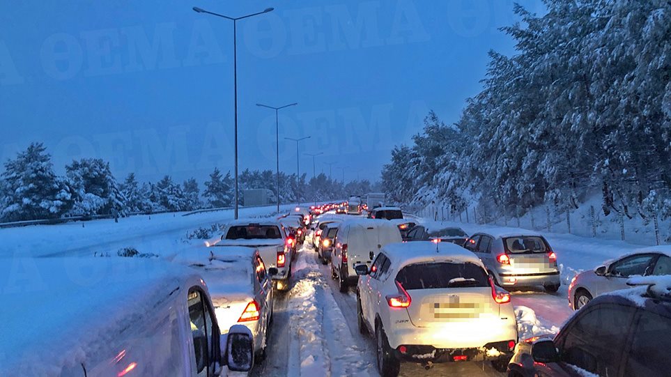 χιονια ταλαιπωρια αυτοκινητα