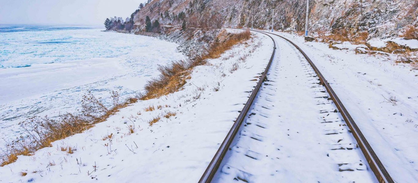 hero-transiberian-railway-in-winter-circum-baikal-section-photo-credit-istock-serjio74-1920x1080