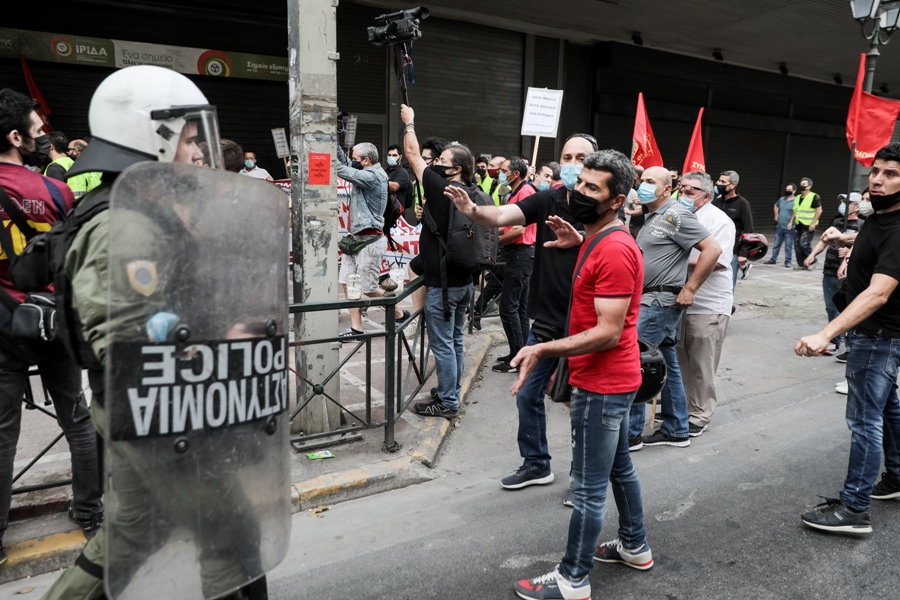 Συγκέντρωση του Συνδικάτου Οικοδόμων στο Υπουργείο Εργασίας  Δευτέρα 31 Μαϊου 2021( EUROKINISSI / ΓΙΑΝΝΗΣ ΠΑΝΑΓΟΠΟΥΛΟΣ)