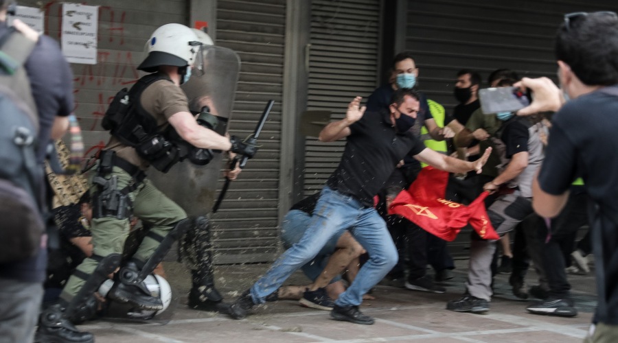 Συγκέντρωση του Συνδικάτου Οικοδόμων στο Υπουργείο Εργασίας  Δευτέρα 31 Μαϊου 2021( EUROKINISSI / ΓΙΑΝΝΗΣ ΠΑΝΑΓΟΠΟΥΛΟΣ)