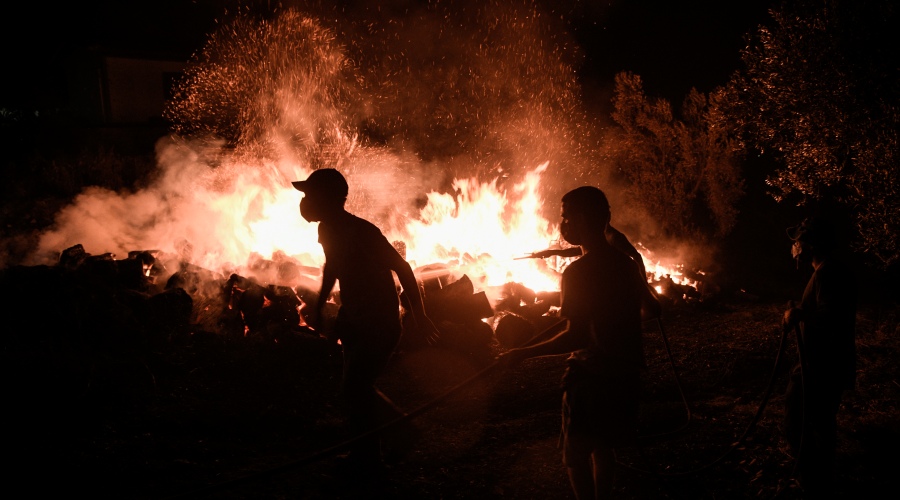 Πυρκαγιά στην Βορειοανατολική Αττική, Παρασκευή 6 Αυγούστου 2021. Στιγμιότυπο από τον Άγιο Στέφανο.
(EUROKINISSI/ΜΙΧΑΛΗΣ ΚΑΡΑΓΙΑΝΝΗΣ)