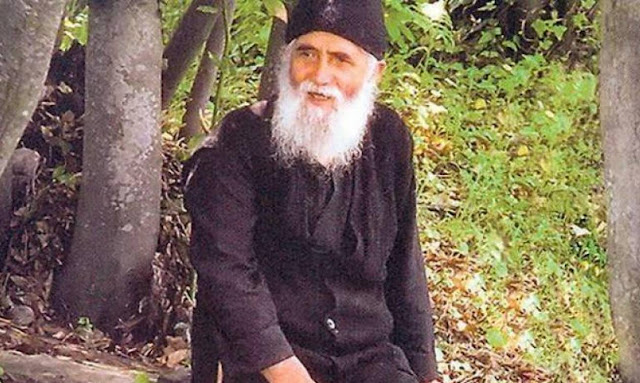 paisios-3