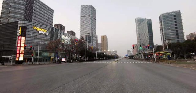 General view of empty roads in Wuhan City, China, February 3, 2020, in this picture obtained from social media. VLADIMIR MARKOV/via REUTERS THIS IMAGE HAS BEEN SUPPLIED BY A THIRD PARTY. MANDATORY CREDIT. NO RESALES. NO ARCHIVES.