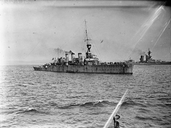 HMS_Birkenhead_1915-562x420