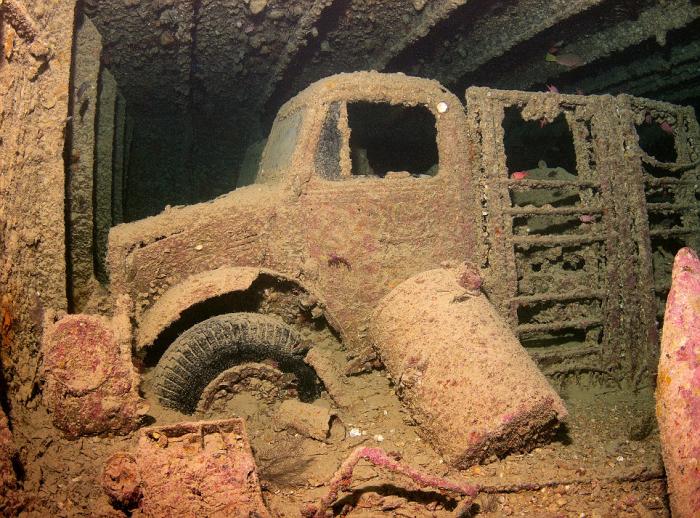 SS-Thistlegorm-truck12