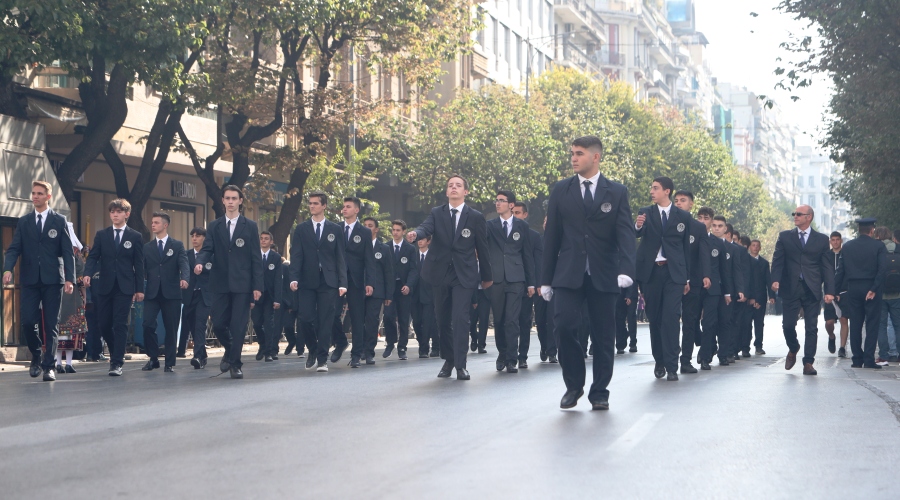 Μαθητική παρέλαση για την εθνική επέτειο της 28ης Οκτωβρίου 1940 στην Θεσσαλονίκη, Πέμπτη 27 Οκτωβρίου 2022. (ΒΑΣΙΛΗΣ ΒΕΡΒΕΡΙΔΗΣ/ΜΟΤΙΟΝΤΕΑΜ)