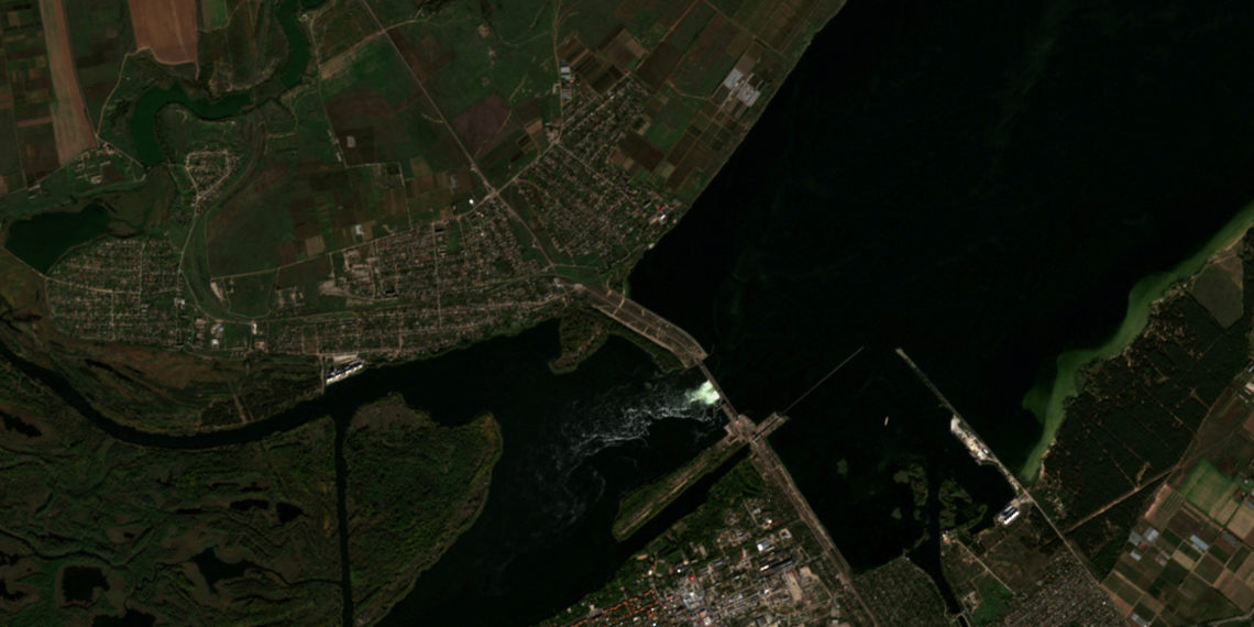 FILE PHOTO: A satellite image shows a view of the location of the Kakhovka dam and the surrounding region in Kherson Oblast, Ukraine, October 18, 2022.  European Union/ Copernicus Sentinel-2 L2A/Handout via REUTERS    THIS IMAGE HAS BEEN SUPPLIED BY A THIRD PARTY. MANDATORY CREDIT/File Photo