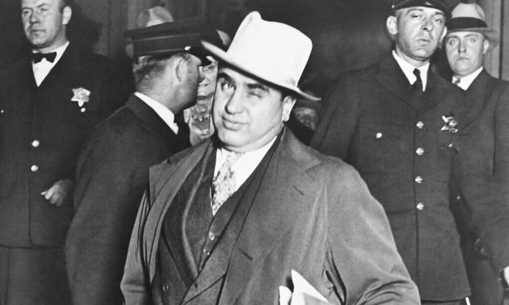 capone8