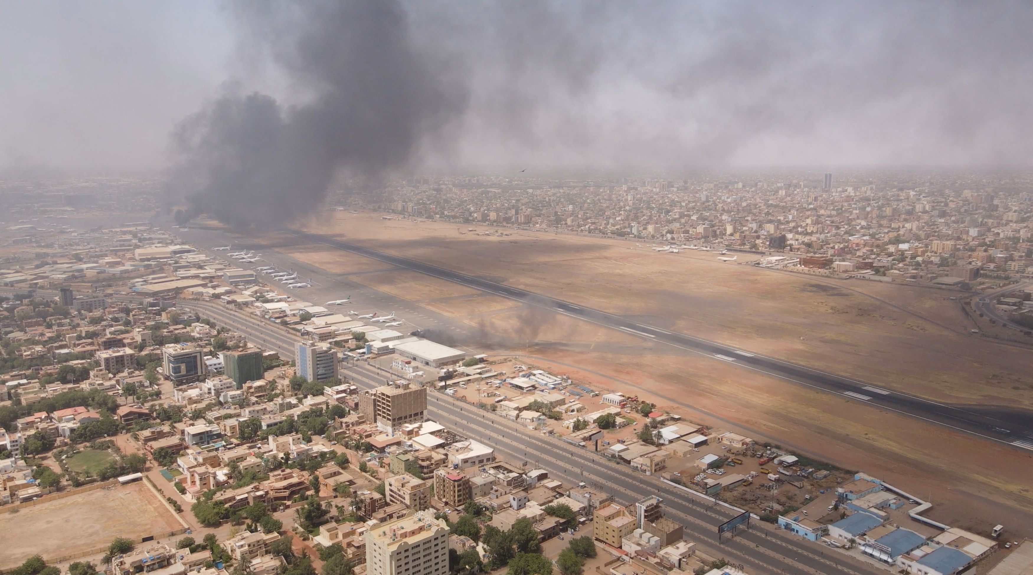 Smoke rises over the city as army and paramilitaries clash in power struggle, in Khartoum, Sudan, April 15, 2023 in this picture obtained from social media. Instagram @lostshmi/via REUTERS  THIS IMAGE HAS BEEN SUPPLIED BY A THIRD PARTY. MANDATORY CREDIT