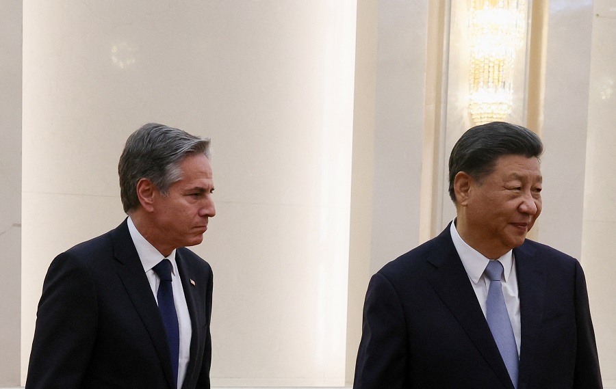 U.S. Secretary of State Antony Blinken meets with Chinese President Xi Jinping in the Great Hall of the People in Beijing, China, June 19, 2023.  REUTERS/Leah Millis/Pool