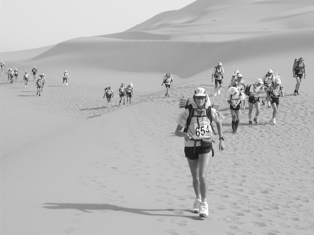 Toti_Fernández__Marathon_Des_Sables_-modified